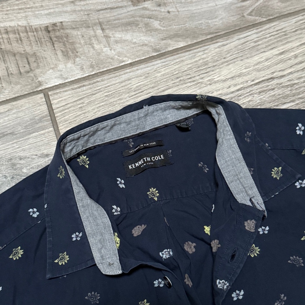 Kenneth Cole navy blue floral short sleeve men xl button up shirt